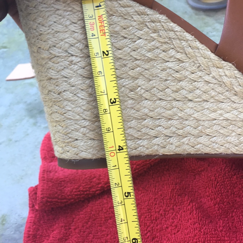 New Michael Kors Wedge Heels - Picture 6 of 7